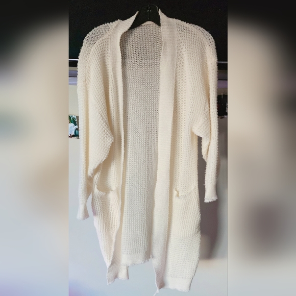 Chunky Knit Cream Batwing Cardigan Oversize Sweater Size Medium Loose - Picture 1 of 3